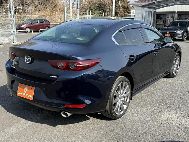 ＭＡＺＤＡ３セダン Ｘ　Ｌパッケージ　禁煙車　白革シート　純正１０．２５インチディスプレイ　３６０度セーフティパッケージ　フルセグ　シート・ステアリングヒーター　メモリ付パワーシート　アダプティブクルーズコントロール　クリアランスソナー（11枚目）