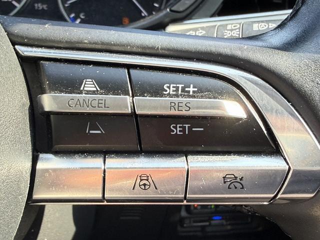 ＭＡＺＤＡ３セダン Ｘ　Ｌパッケージ　禁煙車　白革シート　純正１０．２５インチディスプレイ　３６０度セーフティパッケージ　フルセグ　シート・ステアリングヒーター　メモリ付パワーシート　アダプティブクルーズコントロール　クリアランスソナー（45枚目）