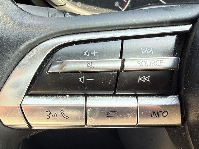 ＭＡＺＤＡ３セダン Ｘ　Ｌパッケージ　禁煙車　白革シート　純正１０．２５インチディスプレイ　３６０度セーフティパッケージ　フルセグ　シート・ステアリングヒーター　メモリ付パワーシート　アダプティブクルーズコントロール　クリアランスソナー（46枚目）