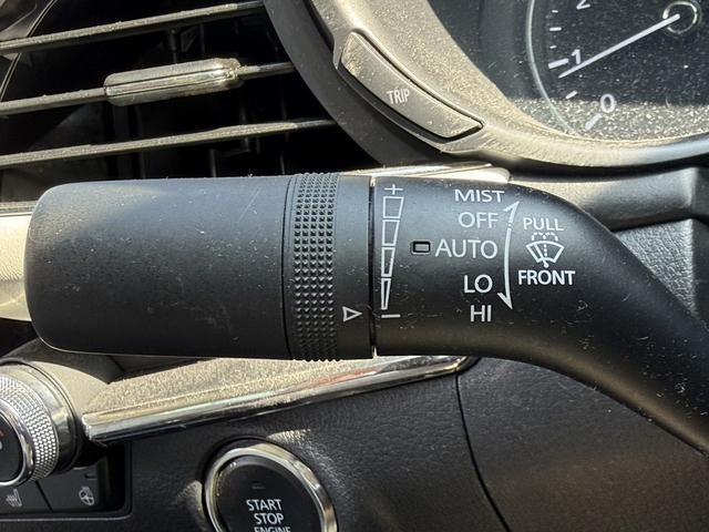 ＭＡＺＤＡ３セダン Ｘ　Ｌパッケージ　禁煙車　白革シート　純正１０．２５インチディスプレイ　３６０度セーフティパッケージ　フルセグ　シート・ステアリングヒーター　メモリ付パワーシート　アダプティブクルーズコントロール　クリアランスソナー（48枚目）