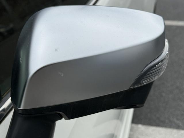 レヴォーグ １．６ＳＴＩスポーツアイサイト　禁煙車　サンルーフ　赤革シート　ＳＴＩエアロ　社外ナビ　フルセグ　サイドカメラ　アダクティブクルーズコントロール　　シートヒーター　シーポジションメモリー　アイサイトｖｅｒ．３　パドルシフト　ＥＴＣ（33枚目）