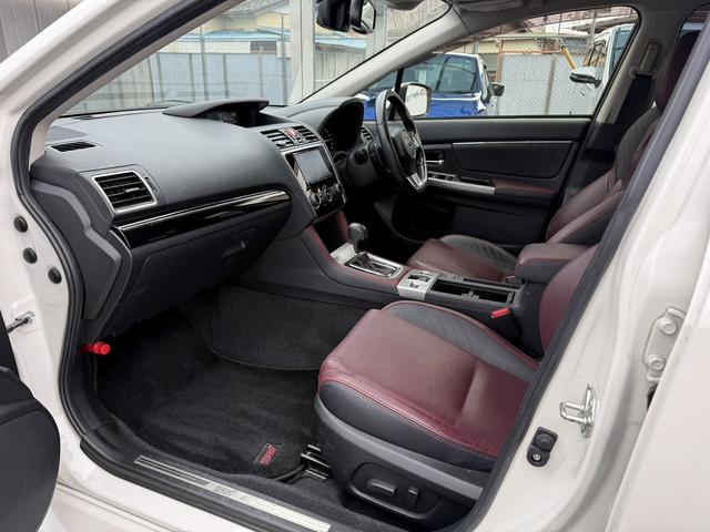 レヴォーグ １．６ＳＴＩスポーツアイサイト　禁煙車　サンルーフ　赤革シート　ＳＴＩエアロ　社外ナビ　フルセグ　サイドカメラ　アダクティブクルーズコントロール　　シートヒーター　シーポジションメモリー　アイサイトｖｅｒ．３　パドルシフト　ＥＴＣ（44枚目）