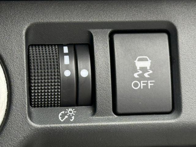 レヴォーグ １．６ＳＴＩスポーツアイサイト　禁煙車　サンルーフ　赤革シート　ＳＴＩエアロ　社外ナビ　フルセグ　サイドカメラ　アダクティブクルーズコントロール　　シートヒーター　シーポジションメモリー　アイサイトｖｅｒ．３　パドルシフト　ＥＴＣ（54枚目）