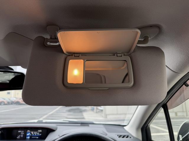 レヴォーグ １．６ＳＴＩスポーツアイサイト　禁煙車　サンルーフ　赤革シート　ＳＴＩエアロ　社外ナビ　フルセグ　サイドカメラ　アダクティブクルーズコントロール　　シートヒーター　シーポジションメモリー　アイサイトｖｅｒ．３　パドルシフト　ＥＴＣ（65枚目）