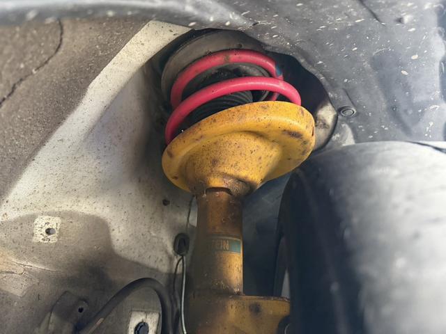 レヴォーグ １．６ＳＴＩスポーツアイサイト　禁煙車　サンルーフ　赤革シート　ＳＴＩエアロ　社外ナビ　フルセグ　サイドカメラ　アダクティブクルーズコントロール　　シートヒーター　シーポジションメモリー　アイサイトｖｅｒ．３　パドルシフト　ＥＴＣ（73枚目）