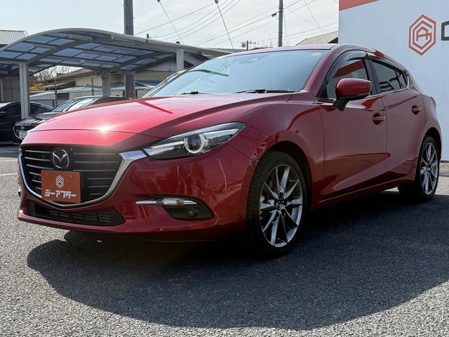 アクセラスポーツ ２２ＸＤ　Ｌパッケージ　６速ＭＴ　禁煙車　黒革シート　純正ナビ　パノラミックビューモニター　フルセグ　ＤＶＤプレイヤー　シート・ステアリングヒーター　パワーシート　アダプティブクルーズコントロール　パークアシスト（15枚目）