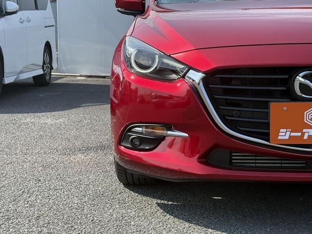 アクセラスポーツ ２２ＸＤ　Ｌパッケージ　６速ＭＴ　禁煙車　黒革シート　純正ナビ　パノラミックビューモニター　フルセグ　ＤＶＤプレイヤー　シート・ステアリングヒーター　パワーシート　アダプティブクルーズコントロール　パークアシスト（18枚目）