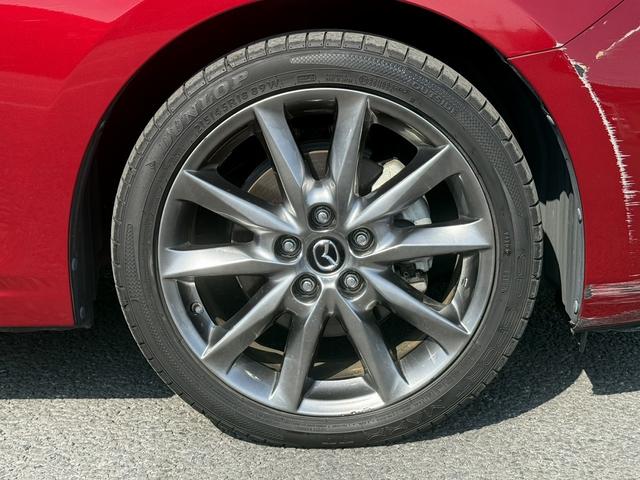 アクセラスポーツ ２２ＸＤ　Ｌパッケージ　６速ＭＴ　禁煙車　黒革シート　純正ナビ　パノラミックビューモニター　フルセグ　ＤＶＤプレイヤー　シート・ステアリングヒーター　パワーシート　アダプティブクルーズコントロール　パークアシスト（24枚目）