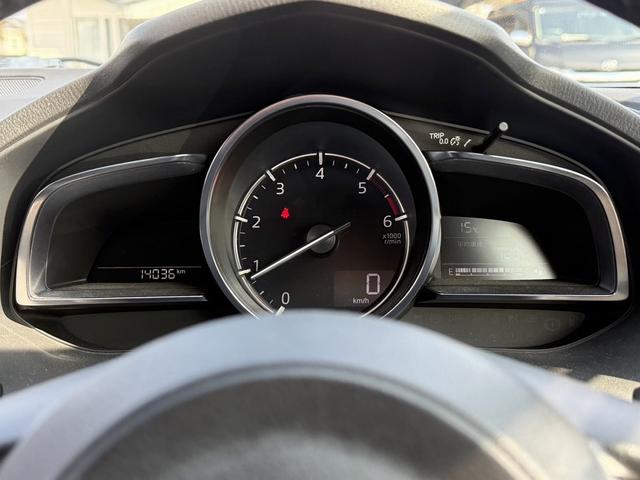 アクセラスポーツ ２２ＸＤ　Ｌパッケージ　６速ＭＴ　禁煙車　黒革シート　純正ナビ　パノラミックビューモニター　フルセグ　ＤＶＤプレイヤー　シート・ステアリングヒーター　パワーシート　アダプティブクルーズコントロール　パークアシスト（48枚目）