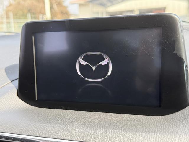 アクセラスポーツ ２２ＸＤ　Ｌパッケージ　６速ＭＴ　禁煙車　黒革シート　純正ナビ　パノラミックビューモニター　フルセグ　ＤＶＤプレイヤー　シート・ステアリングヒーター　パワーシート　アダプティブクルーズコントロール　パークアシスト（61枚目）