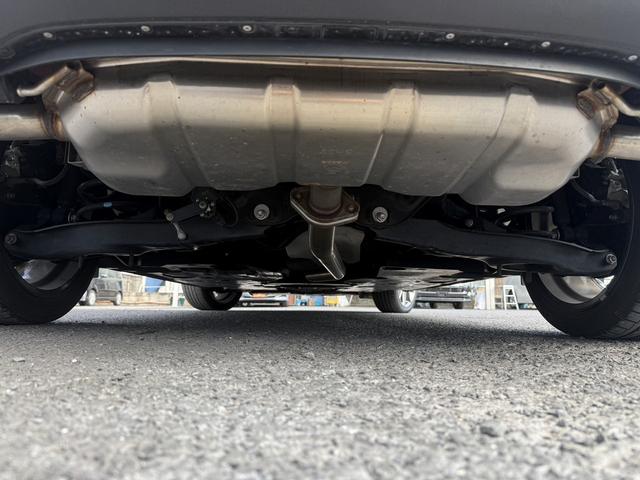 アクセラスポーツ ２２ＸＤ　Ｌパッケージ　６速ＭＴ　禁煙車　黒革シート　純正ナビ　パノラミックビューモニター　フルセグ　ＤＶＤプレイヤー　シート・ステアリングヒーター　パワーシート　アダプティブクルーズコントロール　パークアシスト（72枚目）