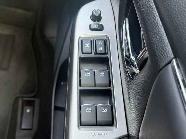 ���Ǝҗl�ւ̔̔��͂��f�肳���Ă��������܂��B�@�Ԍ������ԗ��̏ꍇ�́A�Ԍ����擾�������x�������z�ŕ\�����Ă���܂��B