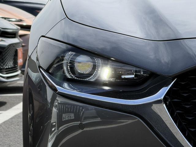 ＣＸ－３０ ＸＤ　プロアクティブ　ツーリングセレクション　禁煙車　８．８インチ純正ナビ　フルセグ　バックカメラ　アダクティブクルーズコントロール　　メモリー付パワーシート　シートヒーター　ステアリングヒーター　クルージングトラフィックサポート　ＥＴＣ　ＬＥＤ（12枚目）