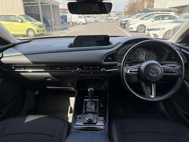 ＣＸ－３０ ＸＤ　プロアクティブ　ツーリングセレクション　禁煙車　８．８インチ純正ナビ　フルセグ　バックカメラ　アダクティブクルーズコントロール　　メモリー付パワーシート　シートヒーター　ステアリングヒーター　クルージングトラフィックサポート　ＥＴＣ　ＬＥＤ（18枚目）