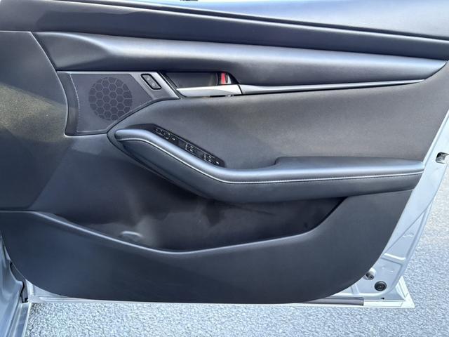 ���Ǝҗl�ւ̔̔��͂��f�肳���Ă��������܂��B�@�Ԍ������ԗ��̏ꍇ�́A�Ԍ����擾�������x�������z�ŕ\�����Ă���܂��B