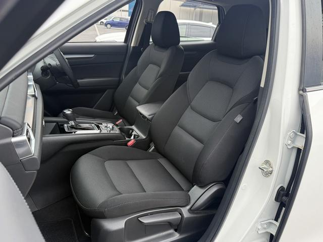 ＣＸ－５ ＸＤ　プロアクティブ　禁煙車　ＢＯＳＥ　サウンド　純正８インチナビ　フルセグ　３６０度カメラ　スマートブレーキサポート　アダプティブクルーズコントロール　電動リアゲート　シートヒーター　ＥＴＣ　Ｂｌｕｅｔｏｏｔｈ（45枚目）