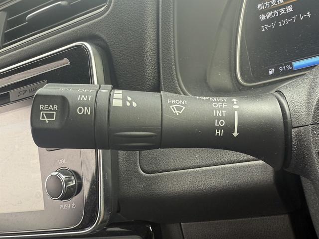 リーフ Ｘ　禁煙車　純正ナビ　プロパイロット　アラウンドビューモニター　衝突軽減ブレーキ　ステアリングヒーター　デジタルインナーミラー　ビルトインＥＴＣ　シートヒーター　ブラインドスポットモニター　ＬＥＤ（49枚目）