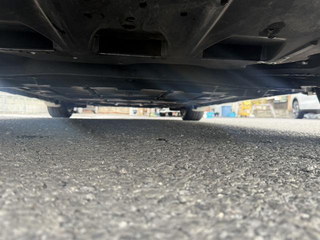 リーフ Ｘ　禁煙車　純正ナビ　プロパイロット　アラウンドビューモニター　衝突軽減ブレーキ　ステアリングヒーター　デジタルインナーミラー　ビルトインＥＴＣ　シートヒーター　ブラインドスポットモニター　ＬＥＤ（74枚目）