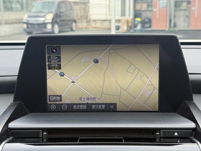 クラウンハイブリッド ＲＳアドバンス　禁煙車　純正８インチナビ　地デジ　アラウンドビューモニター　トヨタセーフティセンス　アダプティブクルーズコントロール　黒革シート　ブラインドスポットモニター　ＥＴＣ２．０　シートヒーター（3枚目）