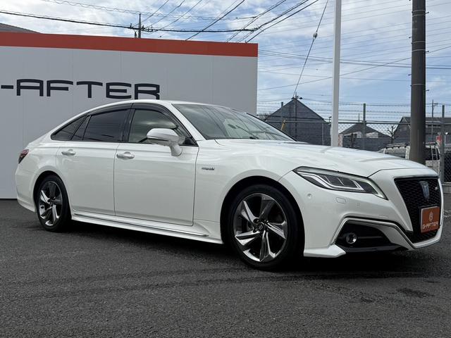 クラウンハイブリッド ＲＳアドバンス　禁煙車　純正８インチナビ　地デジ　アラウンドビューモニター　トヨタセーフティセンス　アダプティブクルーズコントロール　黒革シート　ブラインドスポットモニター　ＥＴＣ２．０　シートヒーター（9枚目）