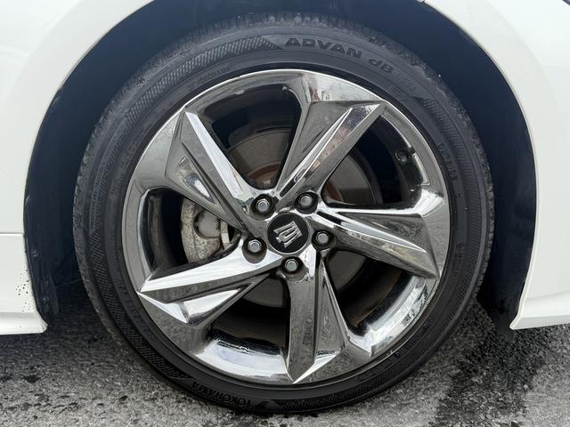 クラウンハイブリッド ＲＳアドバンス　禁煙車　純正８インチナビ　地デジ　アラウンドビューモニター　トヨタセーフティセンス　アダプティブクルーズコントロール　黒革シート　ブラインドスポットモニター　ＥＴＣ２．０　シートヒーター（22枚目）