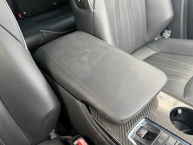 クラウンハイブリッド ＲＳアドバンス　禁煙車　純正８インチナビ　地デジ　アラウンドビューモニター　トヨタセーフティセンス　アダプティブクルーズコントロール　黒革シート　ブラインドスポットモニター　ＥＴＣ２．０　シートヒーター（61枚目）