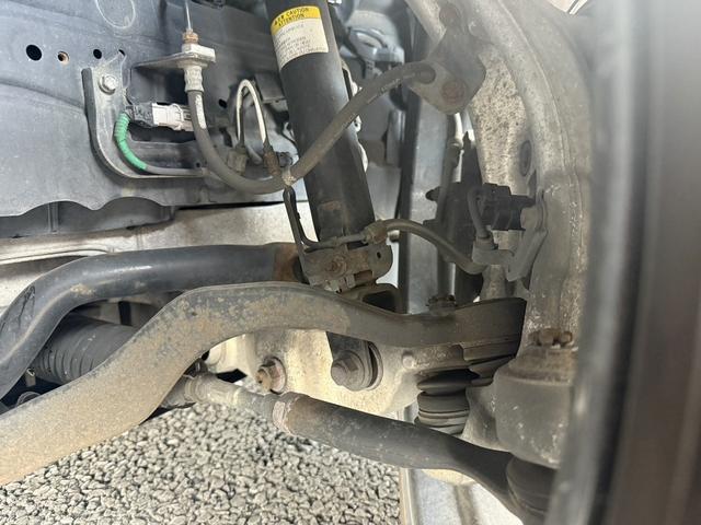 クラウンハイブリッド ＲＳアドバンス　禁煙車　純正８インチナビ　地デジ　アラウンドビューモニター　トヨタセーフティセンス　アダプティブクルーズコントロール　黒革シート　ブラインドスポットモニター　ＥＴＣ２．０　シートヒーター（71枚目）