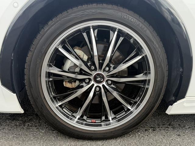 プリウス Ｚ　禁煙車　スマートリアビューモニター　純正１２．３インチコネクトナビ　黒革シート　フルセグ　アラウンドビューモニター　トヨタセーフティセンス　アダクティブクルーズコントロール　　ＥＴＣ２．０（32枚目）