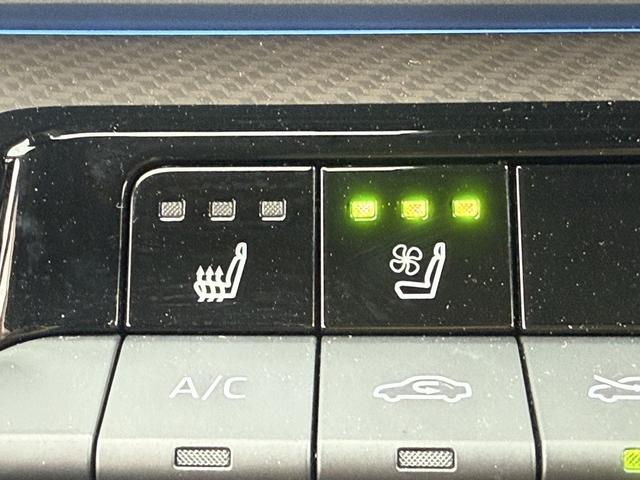 プリウス Ｚ　禁煙車　スマートリアビューモニター　純正１２．３インチコネクトナビ　黒革シート　フルセグ　アラウンドビューモニター　トヨタセーフティセンス　アダクティブクルーズコントロール　　ＥＴＣ２．０（61枚目）