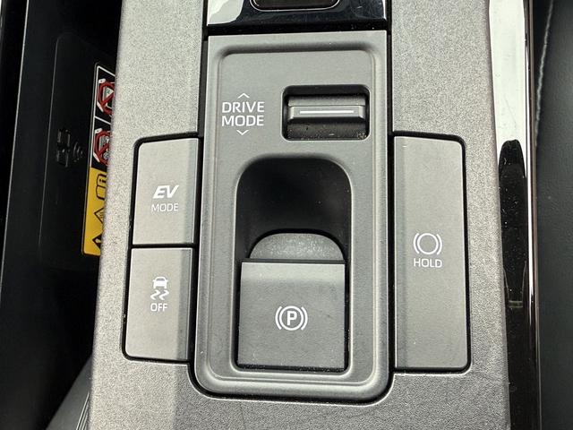 プリウス Ｚ　禁煙車　スマートリアビューモニター　純正１２．３インチコネクトナビ　黒革シート　フルセグ　アラウンドビューモニター　トヨタセーフティセンス　アダクティブクルーズコントロール　　ＥＴＣ２．０（65枚目）