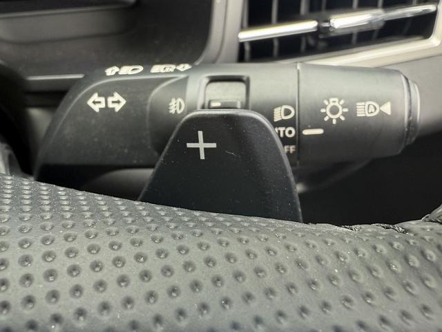 アウトランダーPHEV G 禁煙車 BOSEサウンド 純正12.3インチHDディスプレイ 黒革シート フルセグ パノラミックビューモニター 衝突軽減ブレーキ マイパイロット シートヒーター ブラインドスポットモニター ETC(49枚目)