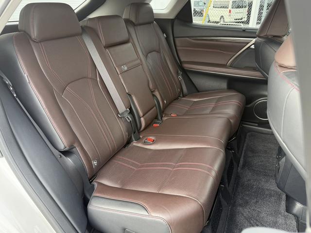RX RX450h バージョンL 禁煙車 純正12.3インチナビ フルエアロ 3眼LEDヘッドライト アラウンドビューカメラ 茶革シート 衝突軽減ブレーキ シートエアコン アダプティブクルーズコントロール シートヒーター ETC2.0(16枚目)