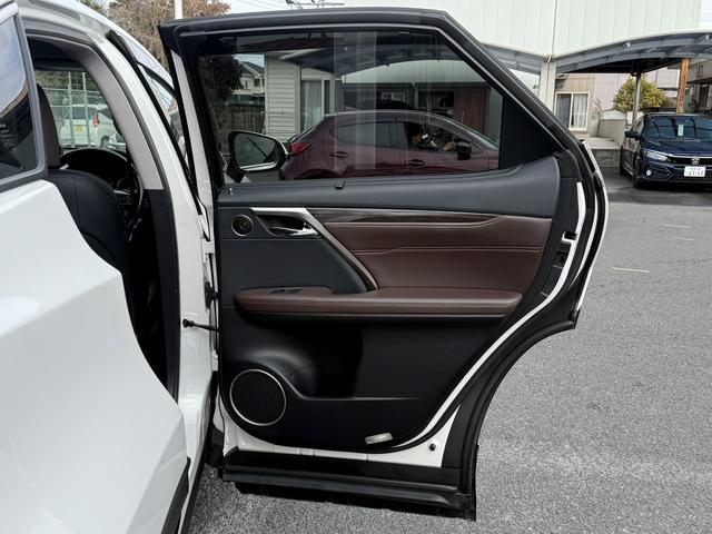 RX RX450h バージョンL 禁煙車 純正12.3インチナビ フルエアロ 3眼LEDヘッドライト アラウンドビューカメラ 茶革シート 衝突軽減ブレーキ シートエアコン アダプティブクルーズコントロール シートヒーター ETC2.0(35枚目)