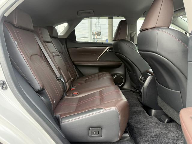 RX RX450h バージョンL 禁煙車 純正12.3インチナビ フルエアロ 3眼LEDヘッドライト アラウンドビューカメラ 茶革シート 衝突軽減ブレーキ シートエアコン アダプティブクルーズコントロール シートヒーター ETC2.0(43枚目)