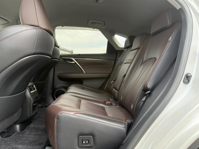 RX RX450h バージョンL 禁煙車 純正12.3インチナビ フルエアロ 3眼LEDヘッドライト アラウンドビューカメラ 茶革シート 衝突軽減ブレーキ シートエアコン アダプティブクルーズコントロール シートヒーター ETC2.0(44枚目)