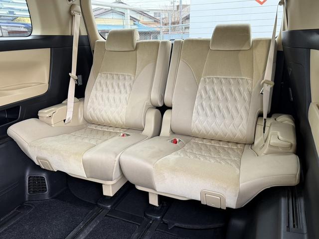 アルファードハイブリッド Ｘ　禁煙車　純正９インチナビ　バックカメラ　両側電動スライドドア　衝突軽減ブレーキ　アダプティブクルーズコントロール　ビルドインＥＴＣ　ブラインドスポットモニター　レーンキープ　クリアランスソナー（50枚目）