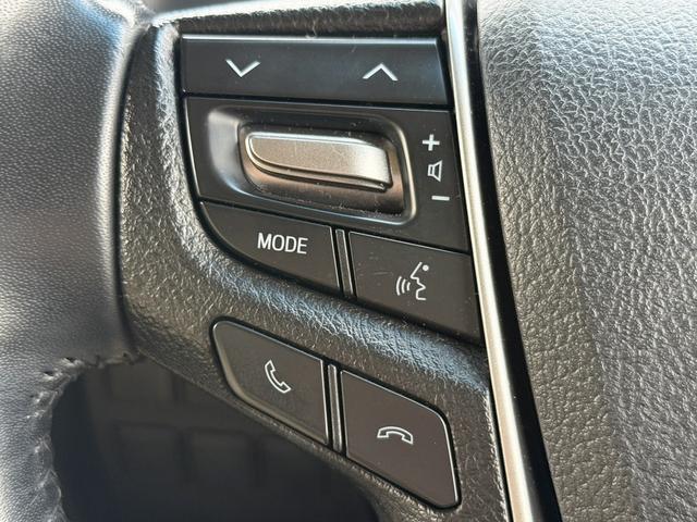 アルファードハイブリッド Ｘ　禁煙車　純正９インチナビ　バックカメラ　両側電動スライドドア　衝突軽減ブレーキ　アダプティブクルーズコントロール　ビルドインＥＴＣ　ブラインドスポットモニター　レーンキープ　クリアランスソナー（56枚目）