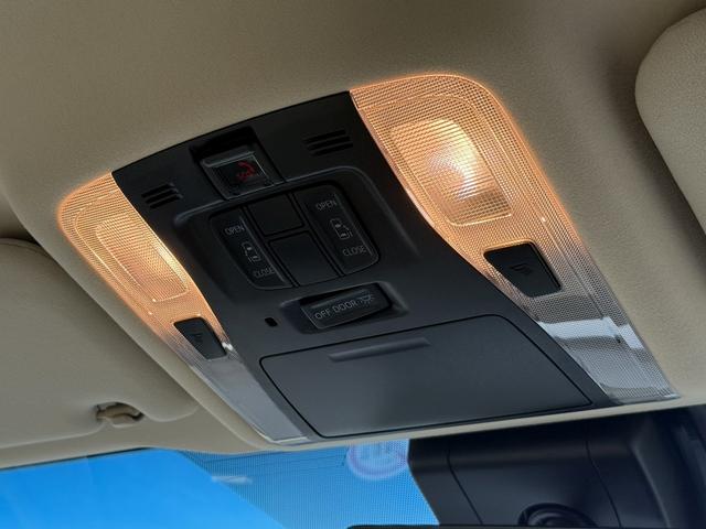 アルファードハイブリッド Ｘ　禁煙車　純正９インチナビ　バックカメラ　両側電動スライドドア　衝突軽減ブレーキ　アダプティブクルーズコントロール　ビルドインＥＴＣ　ブラインドスポットモニター　レーンキープ　クリアランスソナー（72枚目）