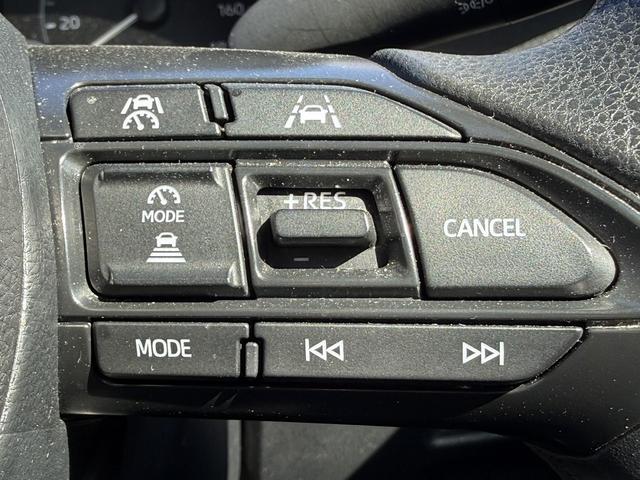 シエンタ ハイブリッドＧ　禁煙車　純正ナビ　両側電動スライドドア　衝突軽減ブレーキ　バックカメラ　アダプティブクルーズコントロール　ビルドインＥＴＣ　ブラインドスポットモニター　リヤトラフィックアラート　純正ＯＰ１５ＡＷ（5枚目）