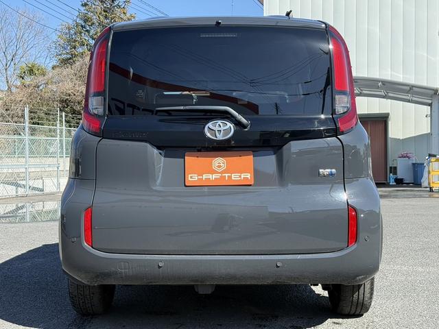 シエンタ ハイブリッドＧ　禁煙車　純正ナビ　両側電動スライドドア　衝突軽減ブレーキ　バックカメラ　アダプティブクルーズコントロール　ビルドインＥＴＣ　ブラインドスポットモニター　リヤトラフィックアラート　純正ＯＰ１５ＡＷ（10枚目）