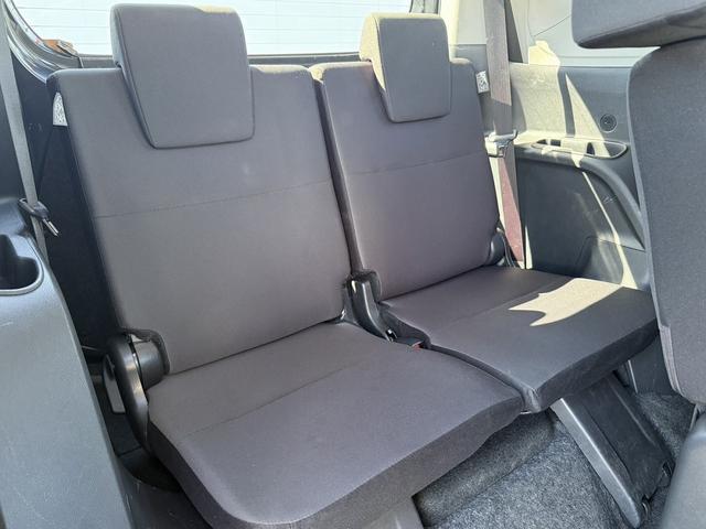 シエンタ ハイブリッドＧ　禁煙車　純正ナビ　両側電動スライドドア　衝突軽減ブレーキ　バックカメラ　アダプティブクルーズコントロール　ビルドインＥＴＣ　ブラインドスポットモニター　リヤトラフィックアラート　純正ＯＰ１５ＡＷ（17枚目）