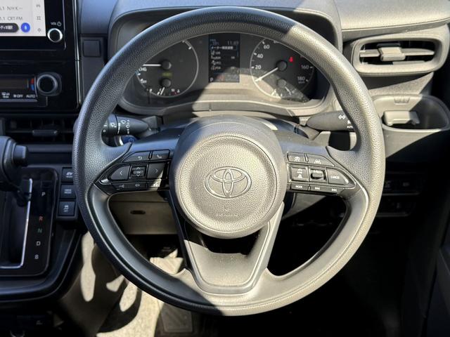 シエンタ ハイブリッドＧ　禁煙車　純正ナビ　両側電動スライドドア　衝突軽減ブレーキ　バックカメラ　アダプティブクルーズコントロール　ビルドインＥＴＣ　ブラインドスポットモニター　リヤトラフィックアラート　純正ＯＰ１５ＡＷ（20枚目）