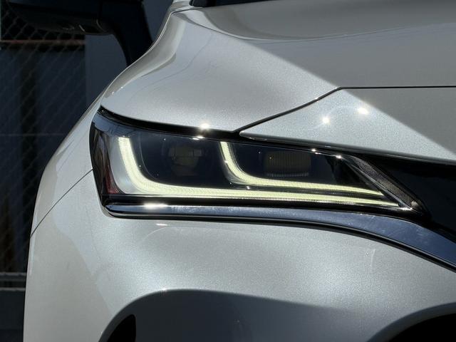 ハリアーハイブリッド Ｚ　禁煙車　純正１２．３インチナビ　ＪＢＬサウンド　アラウンドビューカメラ　フルセグ　電動リアゲート　デジタルインナーミラー　ビルトインＥＴＣ．０　衝突軽減ブレーキ　アダクティブクルーズコントロ－ル（12枚目）