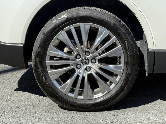 ハリアーハイブリッド Ｚ　禁煙車　純正１２．３インチナビ　ＪＢＬサウンド　アラウンドビューカメラ　フルセグ　電動リアゲート　デジタルインナーミラー　ビルトインＥＴＣ．０　衝突軽減ブレーキ　アダクティブクルーズコントロ－ル（31枚目）