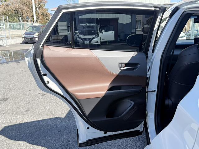 ハリアーハイブリッド Ｚ　禁煙車　純正１２．３インチナビ　ＪＢＬサウンド　アラウンドビューカメラ　フルセグ　電動リアゲート　デジタルインナーミラー　ビルトインＥＴＣ．０　衝突軽減ブレーキ　アダクティブクルーズコントロ－ル（39枚目）