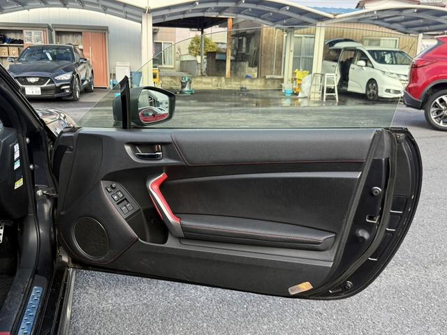 ���Ǝҗl�ւ̔̔��͂��f�肳���Ă��������܂��B�@�Ԍ������ԗ��̏ꍇ�́A�Ԍ����擾�������x�������z�ŕ\�����Ă���܂��B