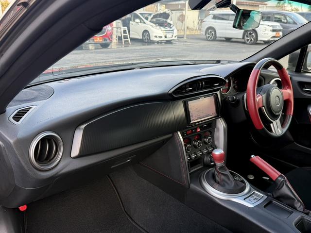 ���Ǝҗl�ւ̔̔��͂��f�肳���Ă��������܂��B�@�Ԍ������ԗ��̏ꍇ�́A�Ԍ����擾�������x�������z�ŕ\�����Ă���܂��B