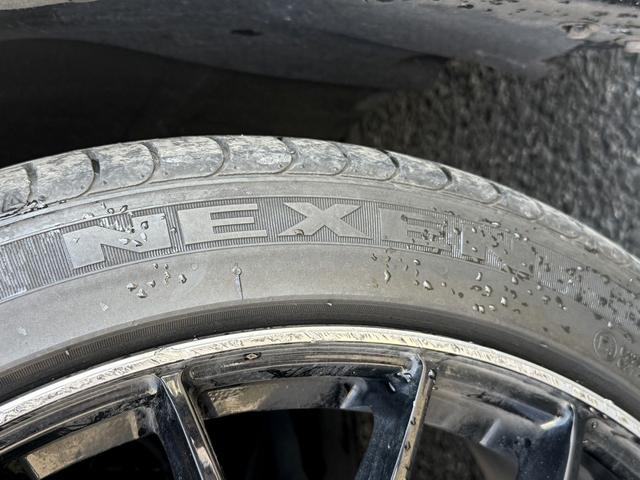 アルファードハイブリッド エグゼクティブラウンジ　禁煙車　純正１０インチナビ　フルセグ　バック＆サイドカメラ　１２型リアエンターモニター　ＪＢＬサウンド　ＴＲＤフルエアロ　ＲＡＹＳ２０インチＡＷ　衝突軽減　運転支援　ＡＣ１００Ｖ　ステアリングヒート（35枚目）