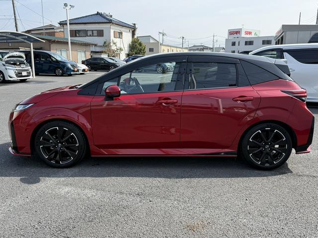 オーラ ニスモ　禁煙車　純正９インチナビ　アラウンドビューモニター　フルセグＴＶ　プロパイロット　ブラインドスポットモニター　デジタルインナーミラー　ＥＴＣ２．０　シートヒーター　ステアリングヒーター　ＨＤＭＩ接続（11枚目）