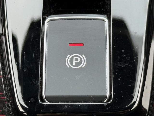 オーラ ニスモ　禁煙車　純正９インチナビ　アラウンドビューモニター　フルセグＴＶ　プロパイロット　ブラインドスポットモニター　デジタルインナーミラー　ＥＴＣ２．０　シートヒーター　ステアリングヒーター　ＨＤＭＩ接続（61枚目）